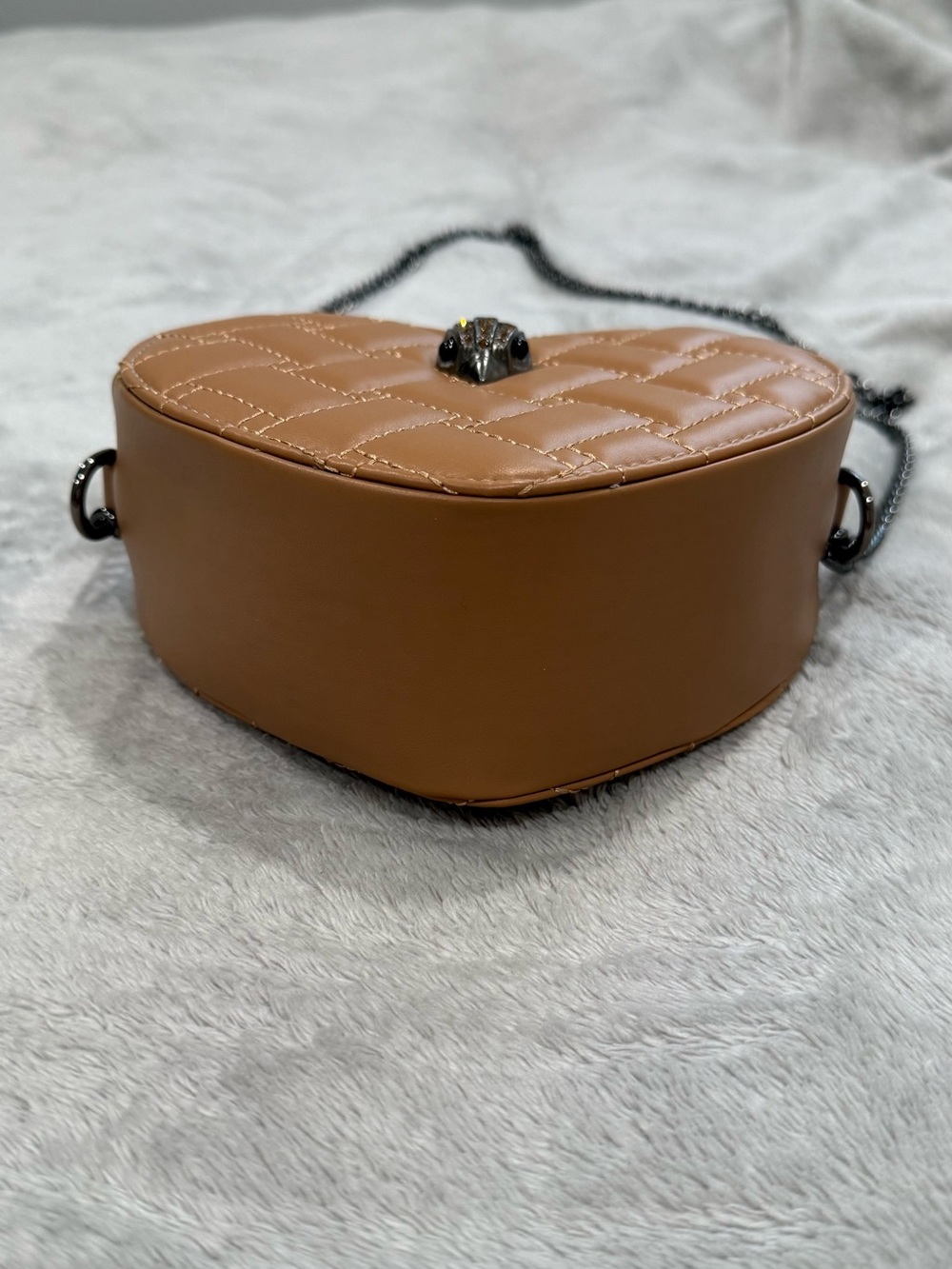 Kurt Geiger Tan Quilted Heart Crossbody Bag - Picture 4 of 5